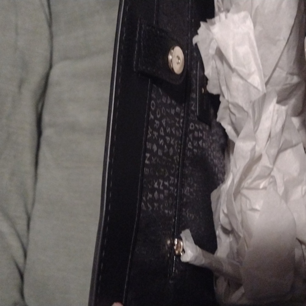 Kate Spade - Picture 4 of 4